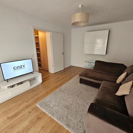 Deluxe Cozy Apartments - Coresi Mall #Брашов Екстериор снимка