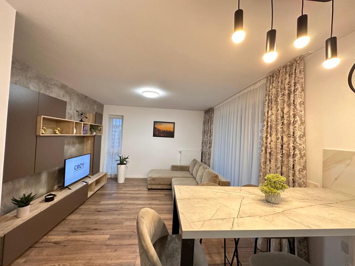 Deluxe Cozy Apartments - Coresi Mall #Брашов Екстериор снимка